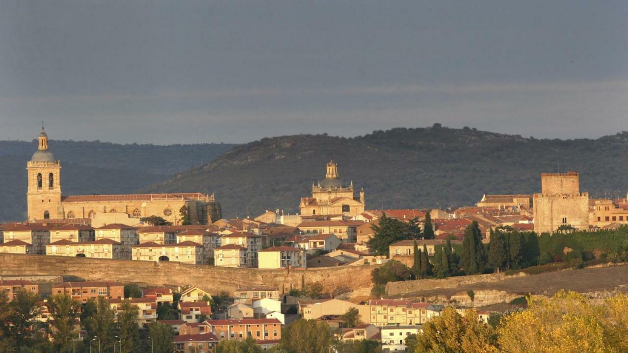 El Cerezo Βίλα Ciudad-Rodrigo Εξωτερικό φωτογραφία